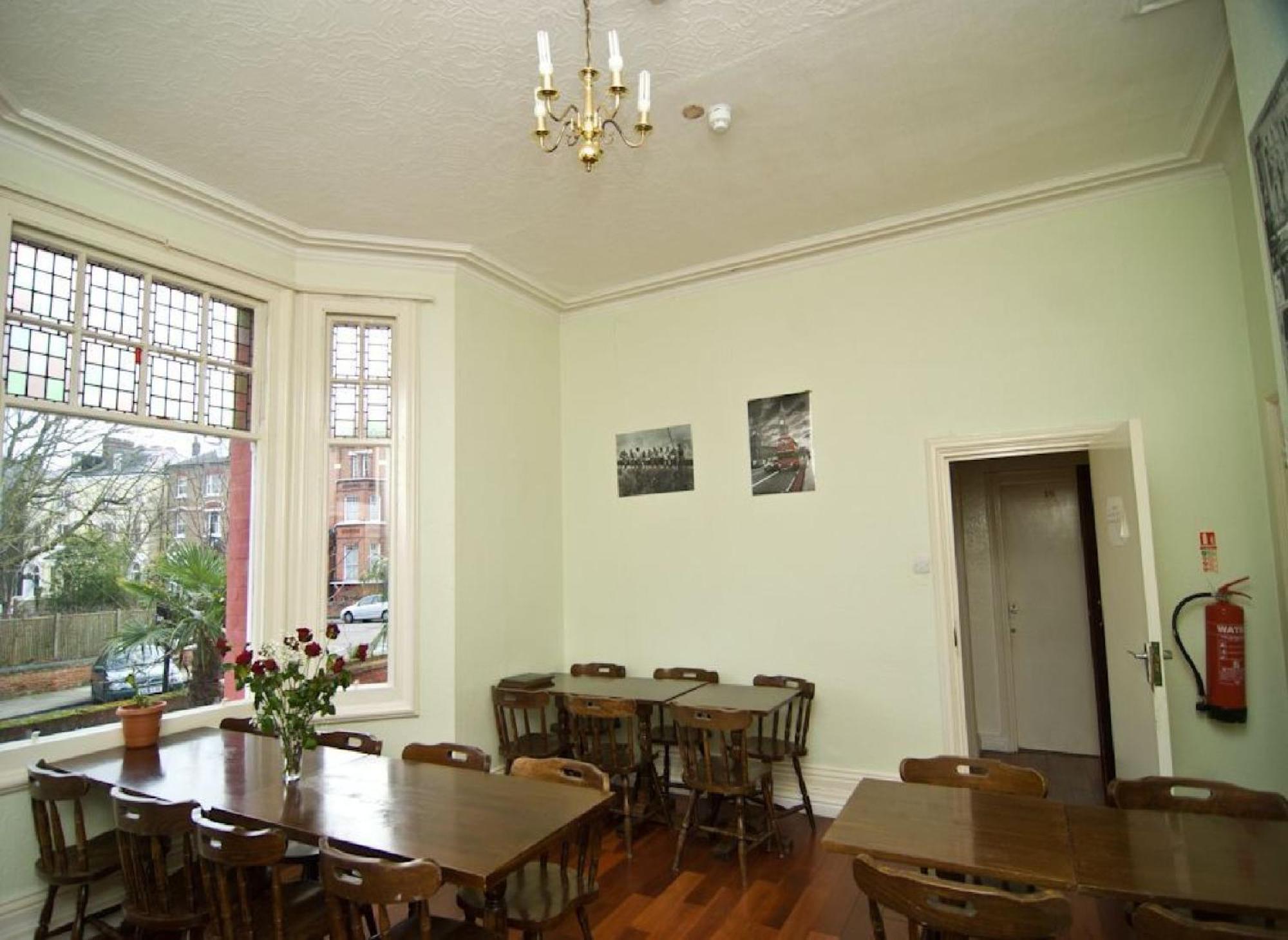 Charlie Hotel London Exterior photo
